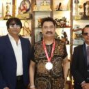 Bollywood Singer Kumar Sanu Honored By World Records India For His Record Feat