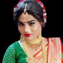 Madhu Mohit Has Been Working As A Makeup Artist, Hair Stylist, Dancer, Model By Profession In Mumbai