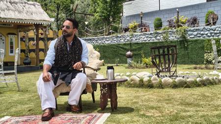 Umar Shah A Vision Behind Kastoorwan Serving Vivid Kashmiri Legacy And Craft